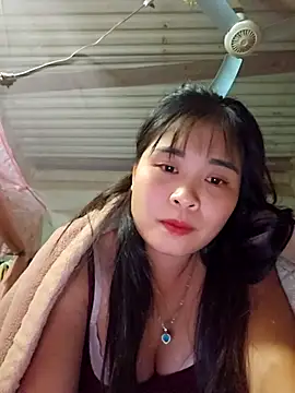 Snapshot of Squirrel-Pear chatting on 11/22/25, 03:11 Squirrel-Pear online show from 11/22/25, 03:11