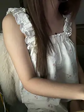 Snapshot of Bong-g chatting on 04/06/26, 05:47 Bong-g online show from 04/06/26, 05:47