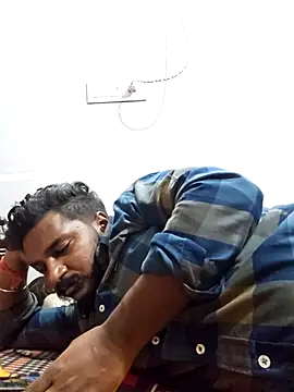Snapshot of rahulsexyb chatting on 11/17/25, 10:54 rahulsexyb online show from 11/17/25, 10:54