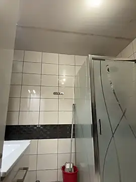 Snapshot of kon77777 chatting on 11/13/25, 03:16 kon77777 online show from 11/13/25, 03:16