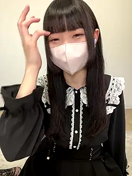 Snapshot of Reina_cute_00_ chatting on 11/27/25, 04:14 Reina cute 00 online show from 11/27/25, 04:14