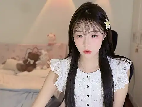 Onecutelittle online show from 10/23/25, 01:21