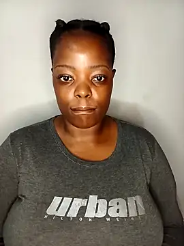 Snapshot of Blackberryjuc chatting on 10/19/25, 11:55 Blackberryjuc online show from 10/19/25, 11:55