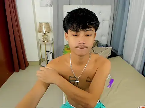 hardcocktwink online show from 11/12/25, 04:29