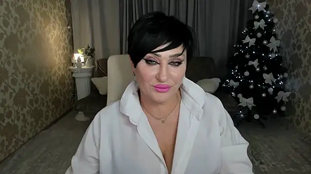 KiraTempt online show from 11/30/25, 11:47