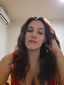 Snapshot of MiaRides19 chatting on 05/04/26, 08:27 MiaRides19 online show from 05/04/26, 08:27