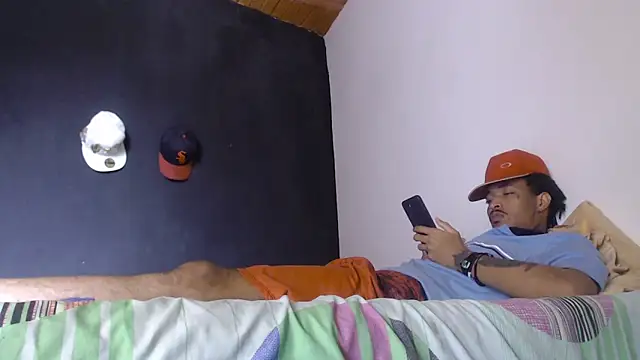 Snapshot of Anaconda_larga chatting on 03/12/26, 02:56 Anaconda larga online show from 03/12/26, 02:56