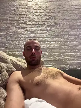 Rotteei1 online show from 11/19/25, 09:15