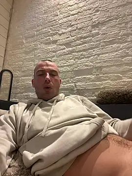 Rotteei1 online show from 02/01/26, 01:09