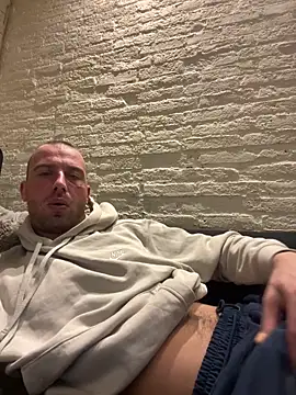 Rotteei1 online show from 03/12/26, 10:49