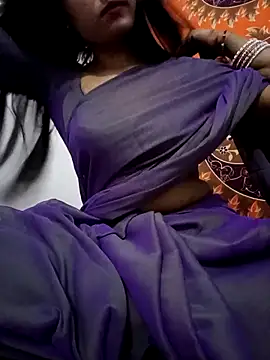 Snapshot of Hot_Angle chatting on 03/30/26, 01:23 Hot Angle online show from 03/30/26, 01:23