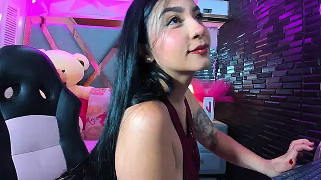 Snapshot of Scarlet_Reyes chatting on 05/21/26, 01:18 Scarlet Reyes online show from 05/21/26, 01:18