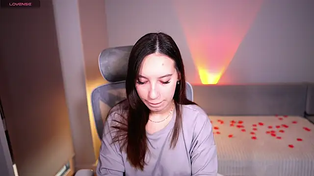 WhyEmmyCry online show from 02/14/26, 05:26