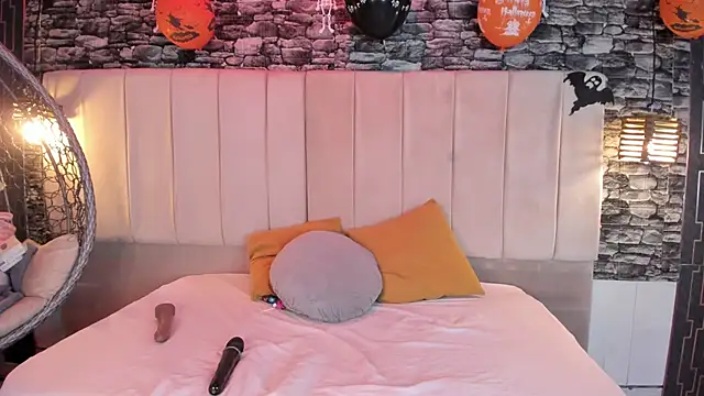 sexydanist online show from 10/22/25, 05:02