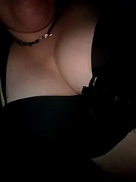 Snapshot of lasexycoquine59 chatting on 04/17/26, 10:57 lasexycoquine59 online show from 04/17/26, 10:57