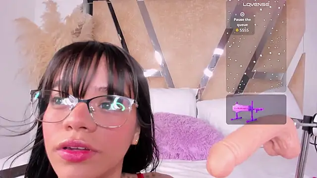 Samanthalyxx online show from 11/05/25, 01:44