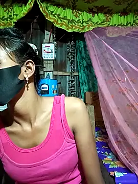 Snapshot of Charlotte-203 chatting on 10/20/25, 04:18 Charlotte-203 online show from 10/20/25, 04:18