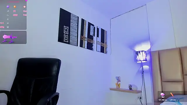 NahomiWalker  online show from 10/29/25, 08:10