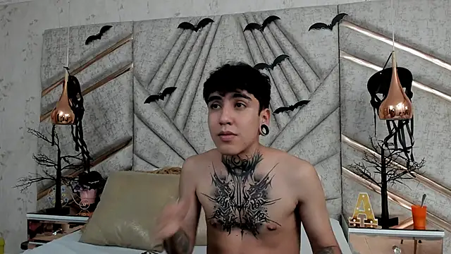 SantiOlsen online show from 11/05/25, 03:17