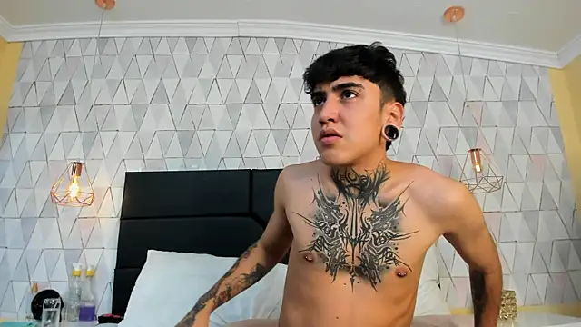 SantiOlsen online show from 12/14/25, 12:21