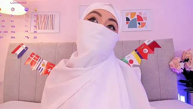 fatiima  online show from 07/11/26, 07:05
