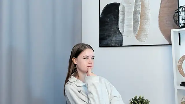 Snapshot of NormanEnsing chatting on 10/25/25, 10:01 NormanEnsing online show from 10/25/25, 10:01