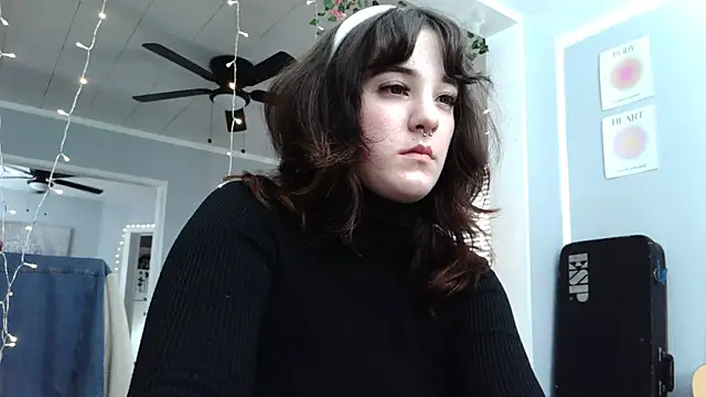 Trickylucy555 online show from 03/14/26, 05:18