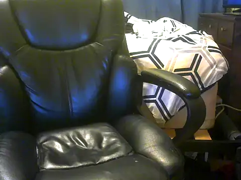 Snapshot of sissydoll3 chatting on 03/14/26, 02:28 sissydoll3 online show from 03/14/26, 02:28