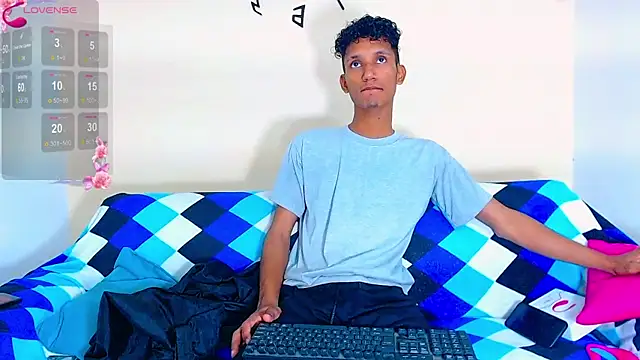 dabryan8 online show from 12/16/25, 11:15