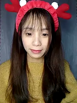 Snapshot of Monkey-0d chatting on 11/21/25, 01:04 Monkey-0d online show from 11/21/25, 01:04