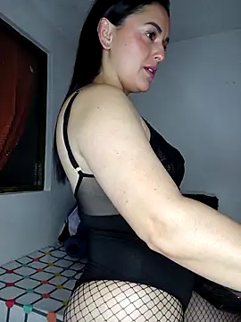 Snapshot of ScarlettJane chatting on 11/09/25, 04:22 ScarlettJane online show from 11/09/25, 04:22