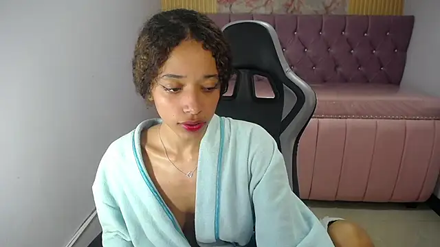 melody11 s online show from 08/06/26, 08:16