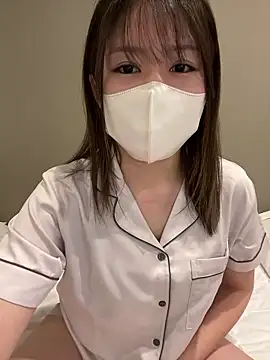 Snapshot of Rui_87 chatting on 03/16/26, 12:20 Rui 87 online show from 03/16/26, 12:20