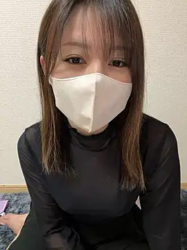 Snapshot of Rui_87 chatting on 03/18/26, 02:04 Rui 87 online show from 03/18/26, 02:04