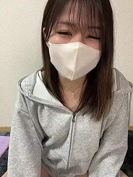 Snapshot of Rui_87 chatting on 03/19/26, 02:04 Rui 87 online show from 03/19/26, 02:04