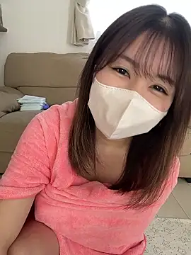 Snapshot of Rui_87 chatting on 04/08/26, 02:11 Rui 87 online show from 04/08/26, 02:11