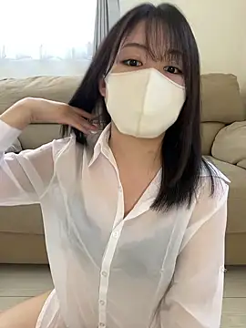 Snapshot of Rui_87 chatting on 04/16/26, 02:01 Rui 87 online show from 04/16/26, 02:01