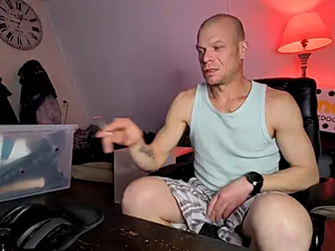 Kinky Play1 online show from 03/01/26, 08:00