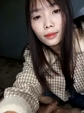 Fish yellow online show from 11/19/25, 01:00