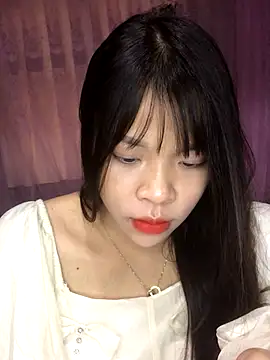 Snapshot of Duck_dona chatting on 11/18/25, 02:50 Duck dona online show from 11/18/25, 02:50