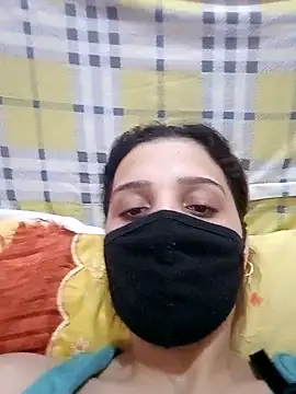 Snapshot of SandyAmr chatting on 11/02/25, 07:44 SandyAmr online show from 11/02/25, 07:44