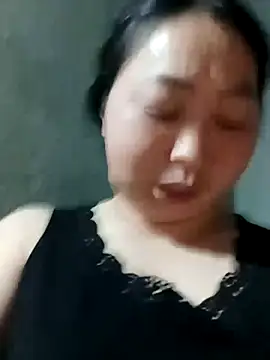 suka-bibi online show from 11/25/25, 01:33