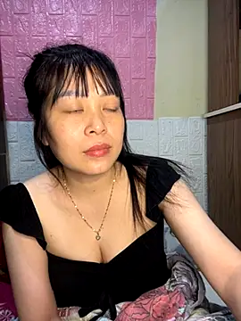 Butterfly kee online show from 11/02/25, 07:11