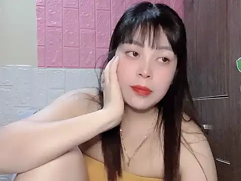 Butterfly kee online show from 11/11/25, 02:17