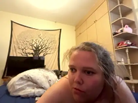 Scarletcum22 online show from 05/24/26, 01:16