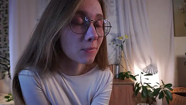 ArianaSweazy online show from 11/22/25, 01:32