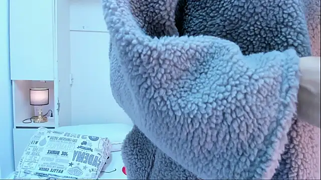 Blackywhiite online show from 10/31/25, 04:57