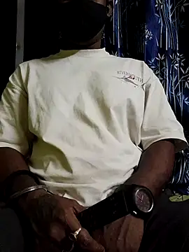 Snapshot of bindasbruno chatting on 11/01/25, 08:11 bindasbruno online show from 11/01/25, 08:11