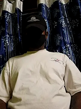 Snapshot of bindasbruno chatting on 11/03/25, 07:59 bindasbruno online show from 11/03/25, 07:59