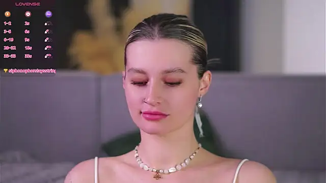 Snapshot of buvei chatting on 04/14/26, 02:12 buvei online show from 04/14/26, 02:12